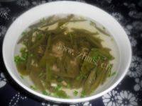 美味的莼菜肉丝汤