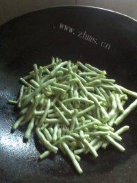 炒豆角（家庭版）做法图解2)