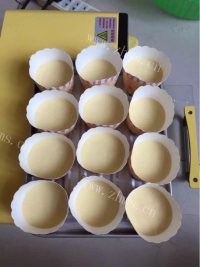 营养丰富的纸杯蛋糕做法图解2)