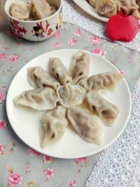 鲜美的鲜肉萝卜水饺做法图解14)