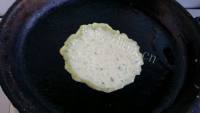 自制青菜鸡蛋饼做法图解6)