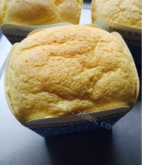 香喷喷的北海道戚风做法图解11)