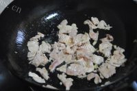 好吃的豆腐泡炒肉片做法图解4)