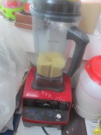 水果奶昔做法图解4)