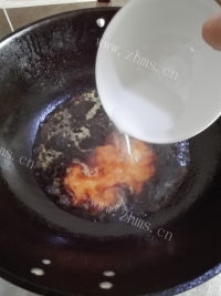 回味无穷的葱烧海参做法图解6)