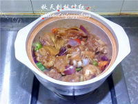 美味的胡椒啫啫滑鸡煲做法图解13)