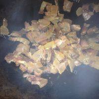 简单版蒜苗炒腊肉做法图解6)
