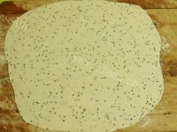 自制豆渣芝麻饼做法图解5)