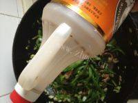 家常菜豆角丝炒肉做法图解6)