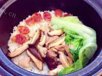 香喷喷的香菇肉片煲仔饭做法图解22)