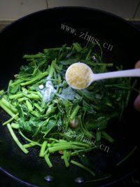 珍馐美味的清炒空心菜做法图解6)