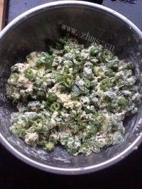 香辣可口的辣椒滚面做法图解6)