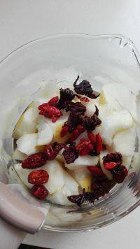 雪梨洛神花红枣饮做法图解1)