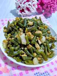 家常菜肉沫炒酸豆角