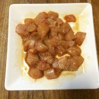 家常菜辣子鸡丁做法图解5)