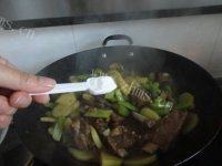 家常菜排骨豆角做法图解14)