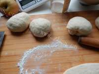 自制豆沙吐司做法图解8)