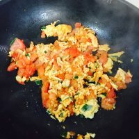 美味的番茄炒蛋盖饭做法图解5)