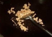 家常菜蚝油鲜菇炒肉做法图解3)