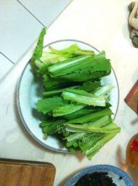 超级简单的豆豉鲮鱼油麦菜做法图解3)