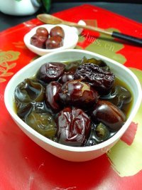 香甜的木耳红枣糖水做法图解7)
