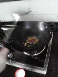 DIY美食-苦瓜炒肉片做法图解6)