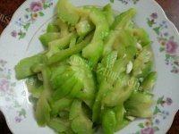 常吃不腻的清炒苦瓜