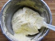 自制水果奶油蛋糕卷做法图解5)