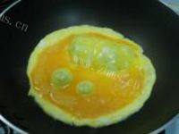 秀色可餐的鸡蛋炒西红柿做法图解5)