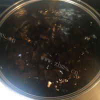 鲜嫩可口凉拌木耳做法图解2)