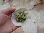 好吃的猪肉豆角水饺做法图解9)