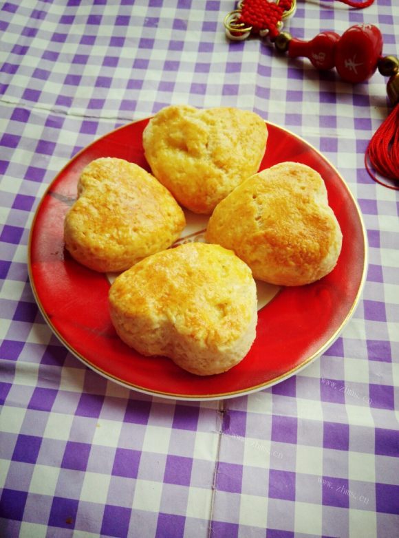 回味无穷的奶油奶酪司康饼