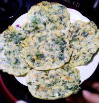 自己做的芹菜叶煎饼做法图解11)
