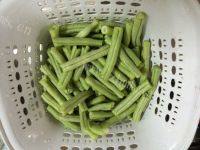 味道不错的素炒豆角做法图解1)