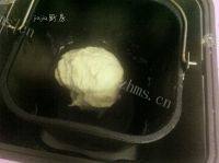 美味的奶香吐司做法图解3)