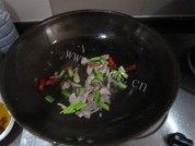 家常菜苔菜炒肉丝做法图解2)
