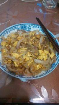 家常菜洋葱炒蛋
