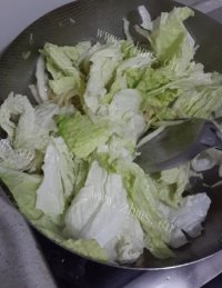 醋溜辣白菜做法图解9)