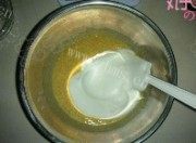 自制肉桂戚风做法图解4)