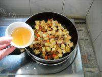 家常菜香菇肉末烧豆腐做法图解11)