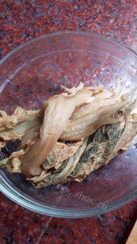 如此诱人的梅菜肉饼做法图解1)