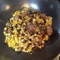 鲜美的玉米粒排骨饭做法图解8)