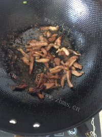 简单的芹菜炒肉丝做法图解6)