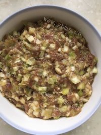 好吃的家常牛肉饼做法图解1)