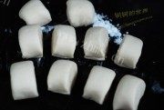 美味的生肉包做法图解5)