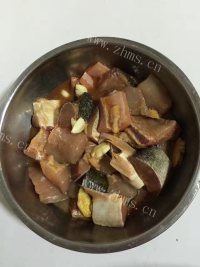 麻辣鱼块儿做法图解2)