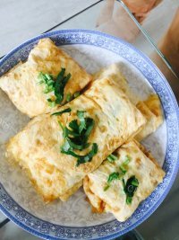 好吃的鸡蛋饼卷蚝油饭做法图解6)