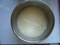 色味俱佳的海绵蛋糕做法图解3)