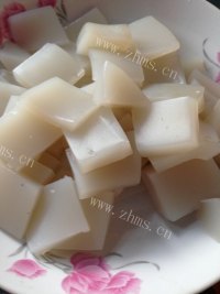 回味无穷的炒凉粉做法图解1)