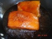 家常菜笋干扣肉做法图解7)